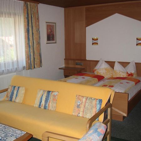 Haus Bergfriede Hotel Mayrhofen Bagian luar foto