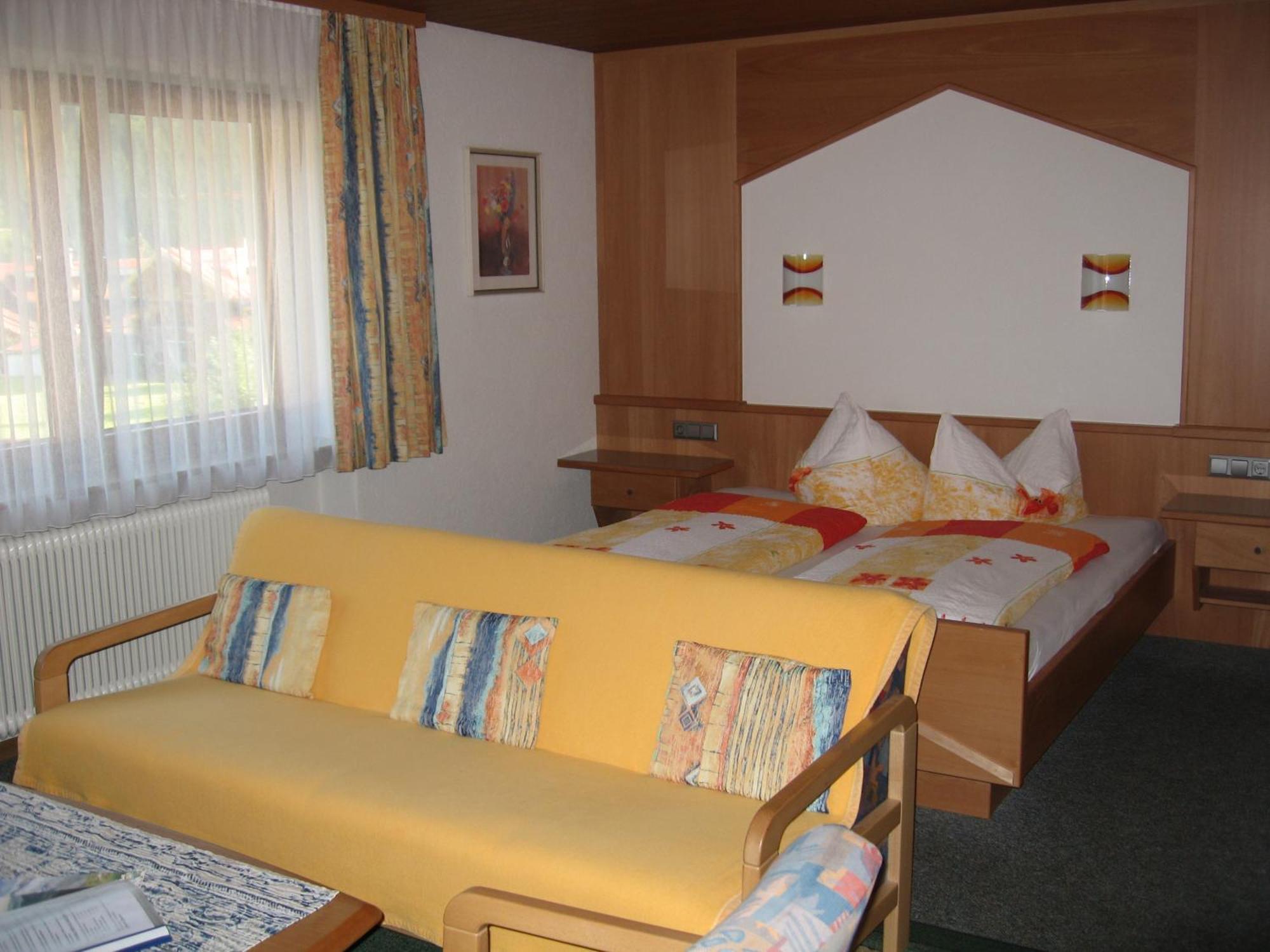 Haus Bergfriede Hotel Mayrhofen Bagian luar foto